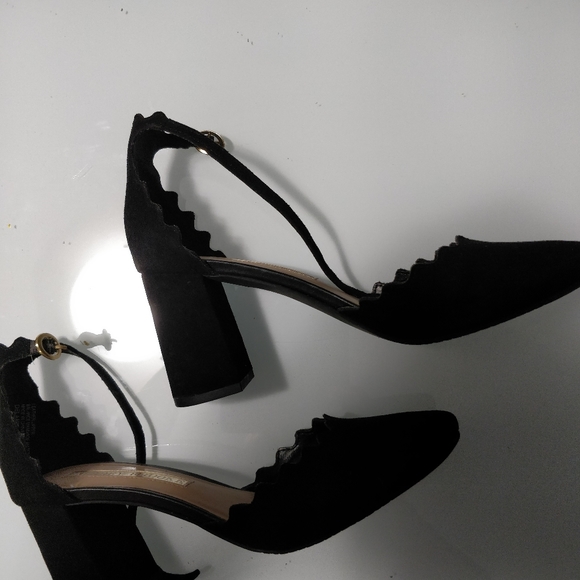 Beautiful shoes - Picture 2 of 7